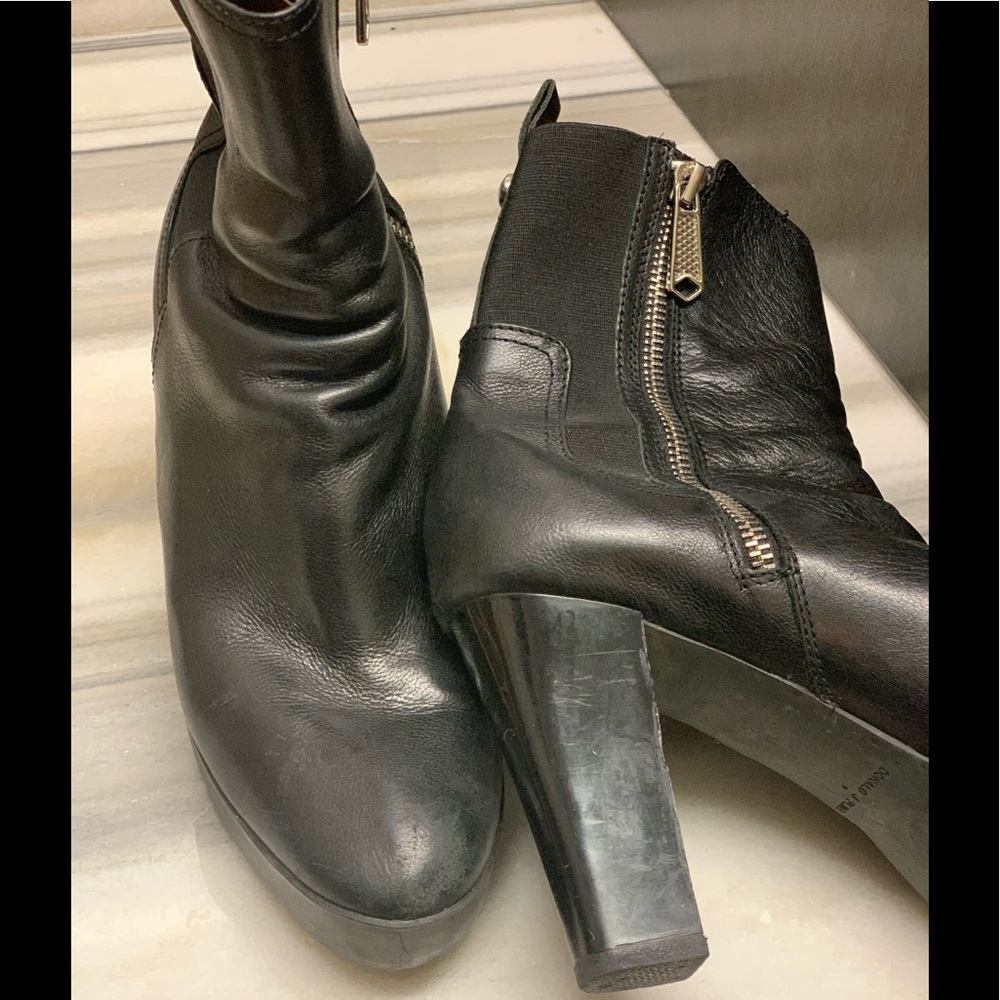 Donald Pliner heels